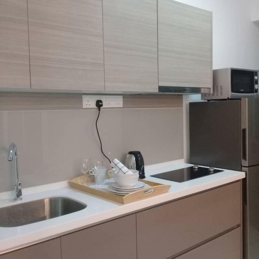 Adore Homestay@Emira Seksyen 13 Shah Alam, Msu, Stadium, Aeon Mall ภายนอก รูปภาพ